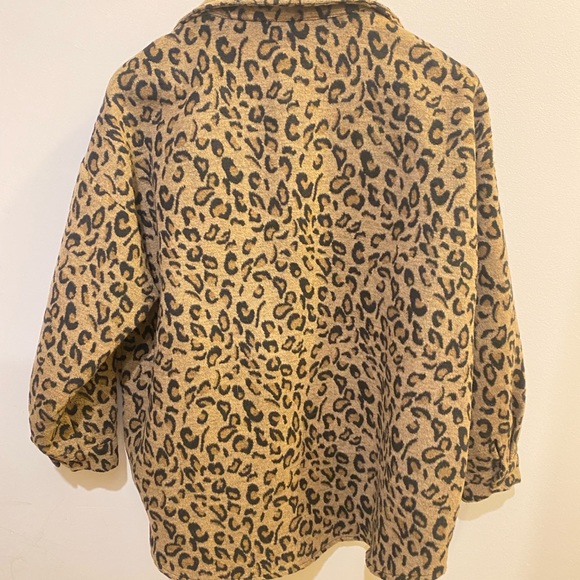 Leopard print button shirt - Picture 3 of 4